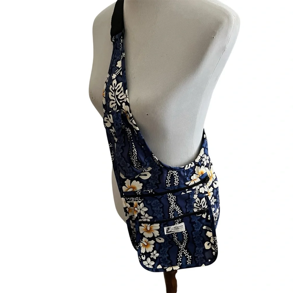 NWOT Local Design Made in Hawaii Floral Crossbody Bag